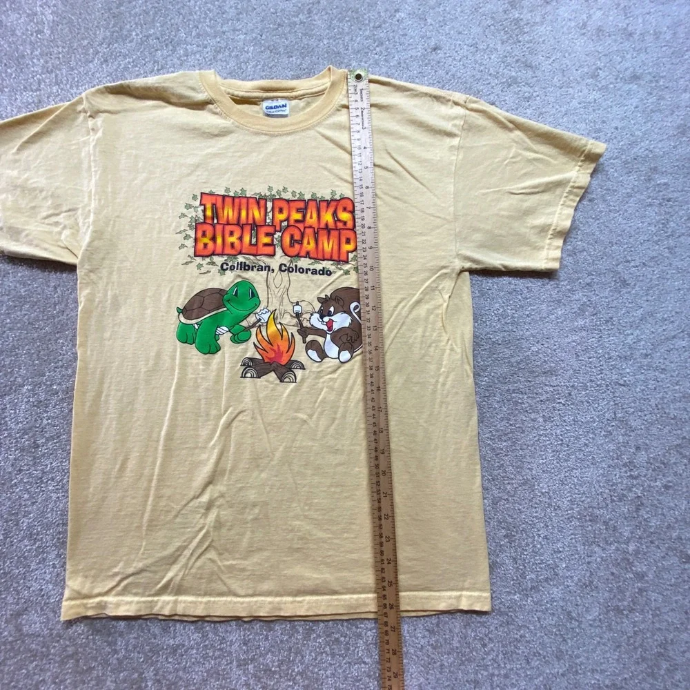 Gildan Ultra Cotton Twin Peaks Bible Camp‎ Shirt Kids Medium Yellow Graphic Tee